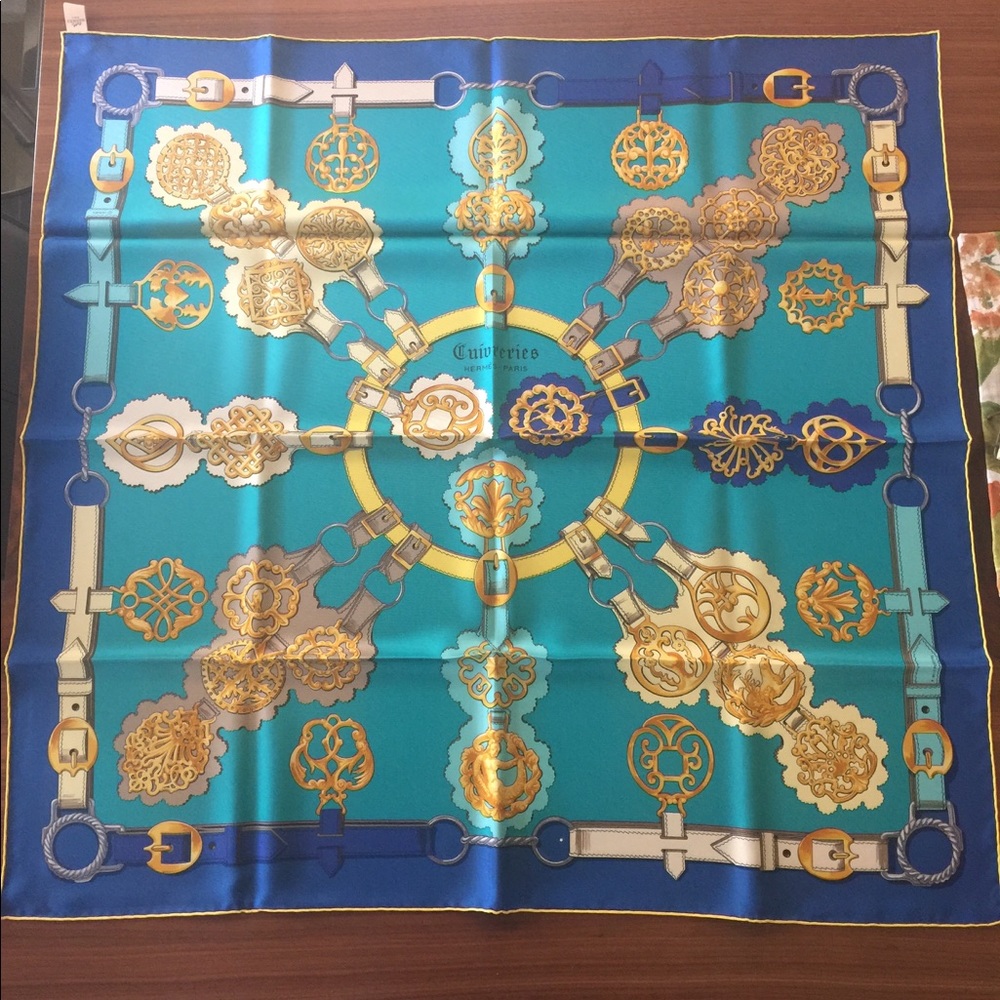 Brand New Hermès 90cm Silk Scarf